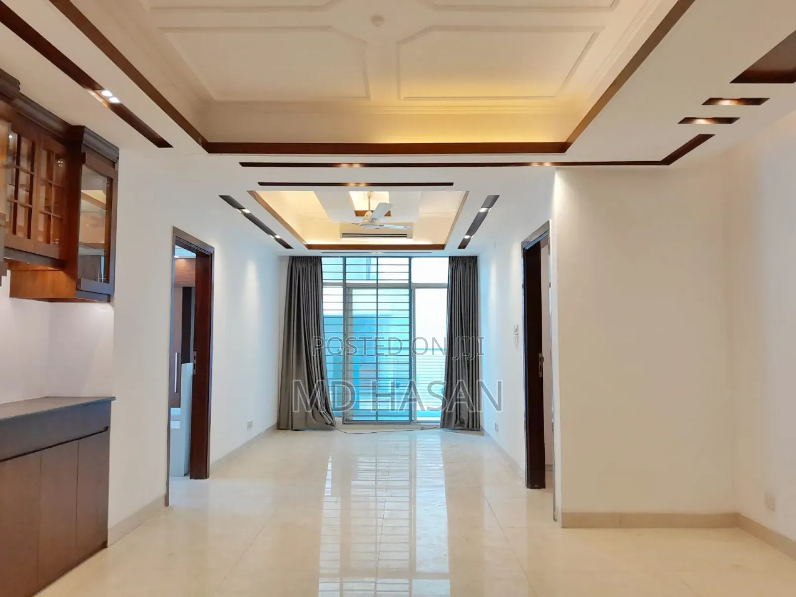 4bdrm Apartment in Semi Furnished for rent