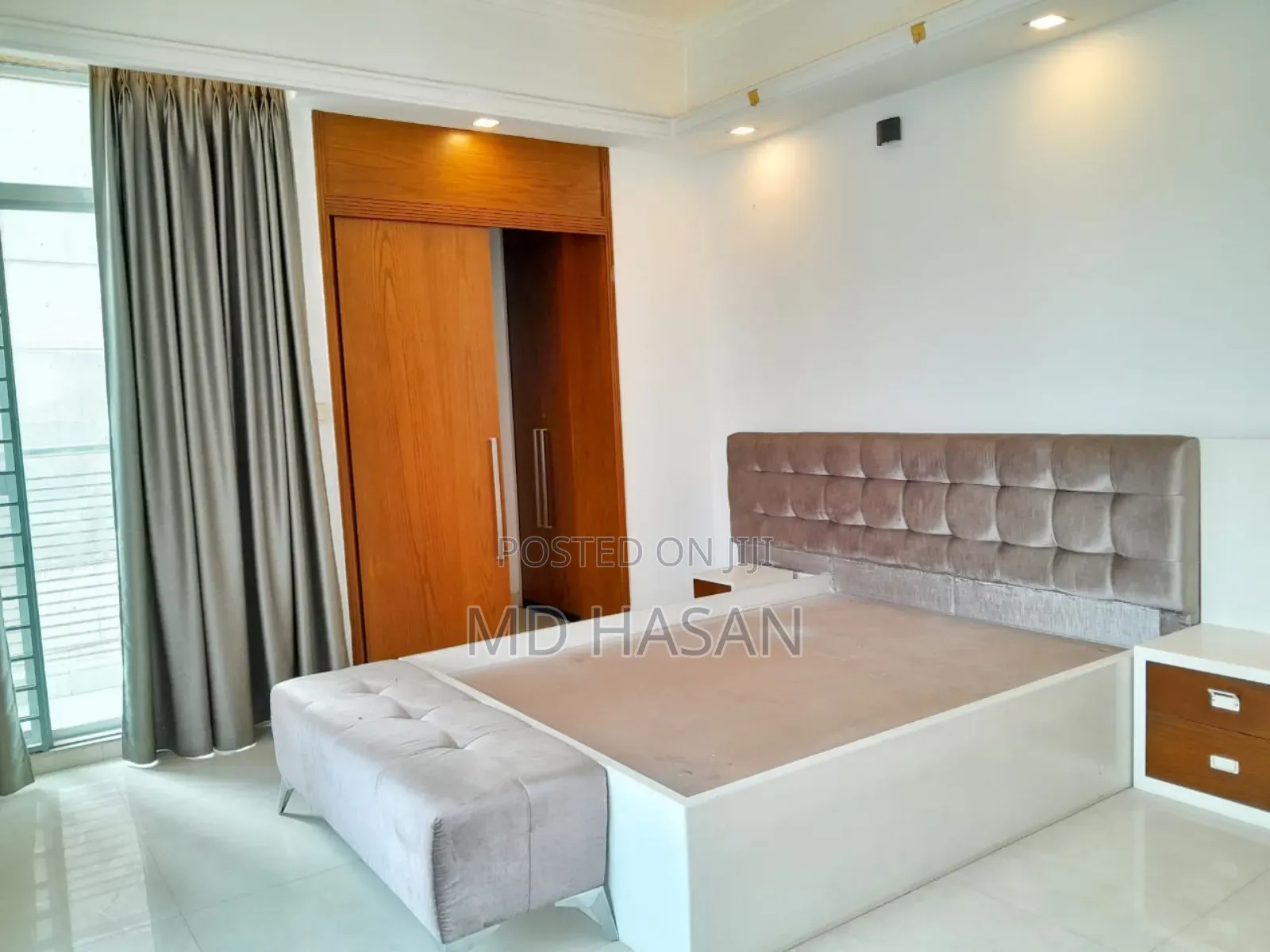 4bdrm Apartment in Semi Furnished for rent