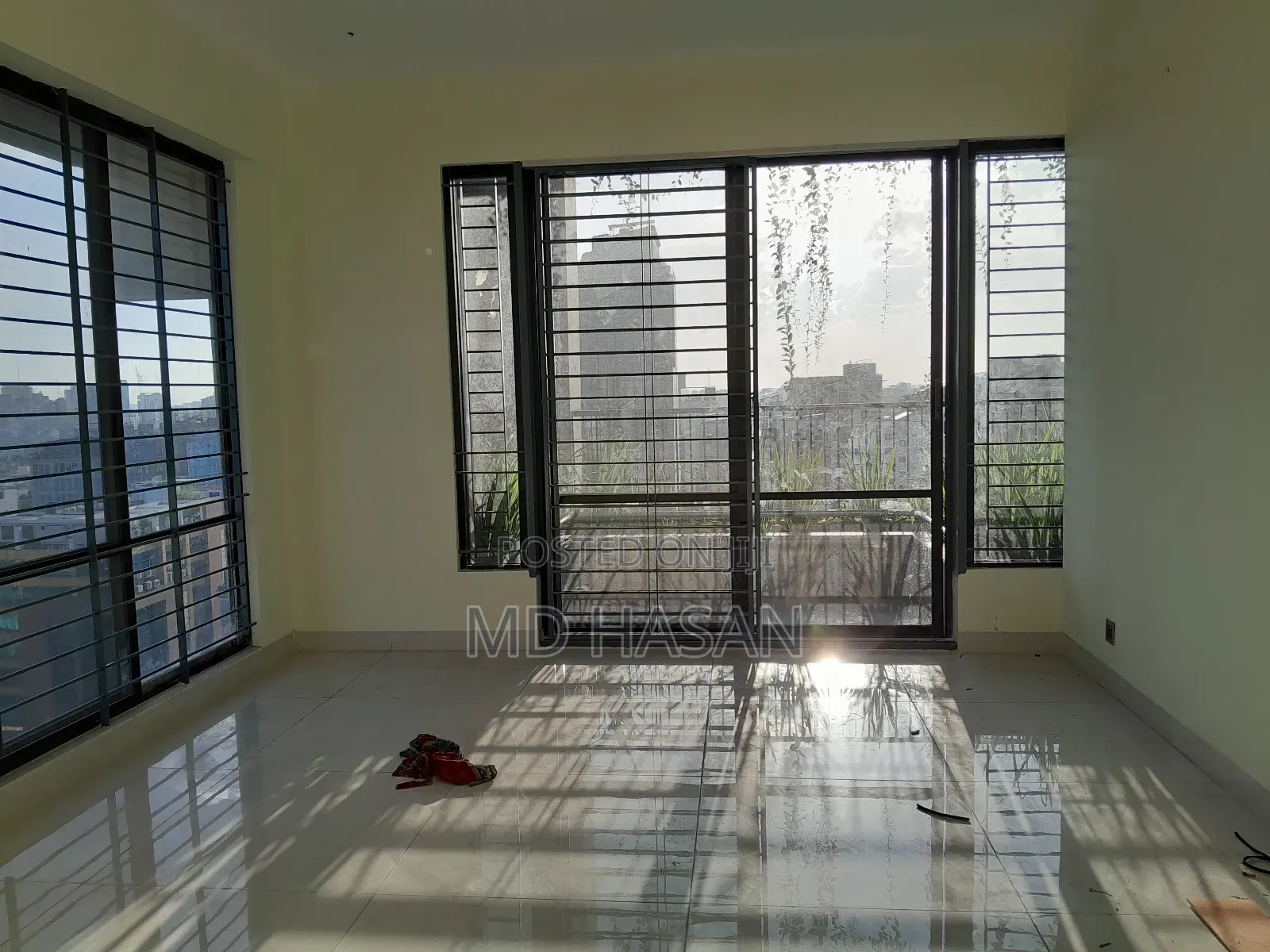 4bdrm Apartment in Not Furnished for rent