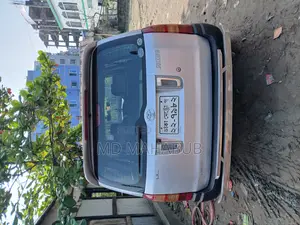 Toyota Succeed 2011 Silver