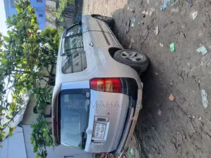 Toyota Succeed 2011 Silver