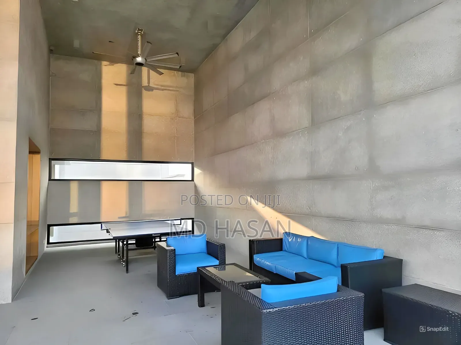 4bdrm Apartment in Semi Furnished for rent