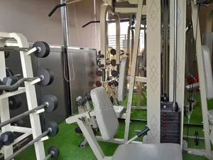 4bdrm Apartment in Semi Furnished for rent