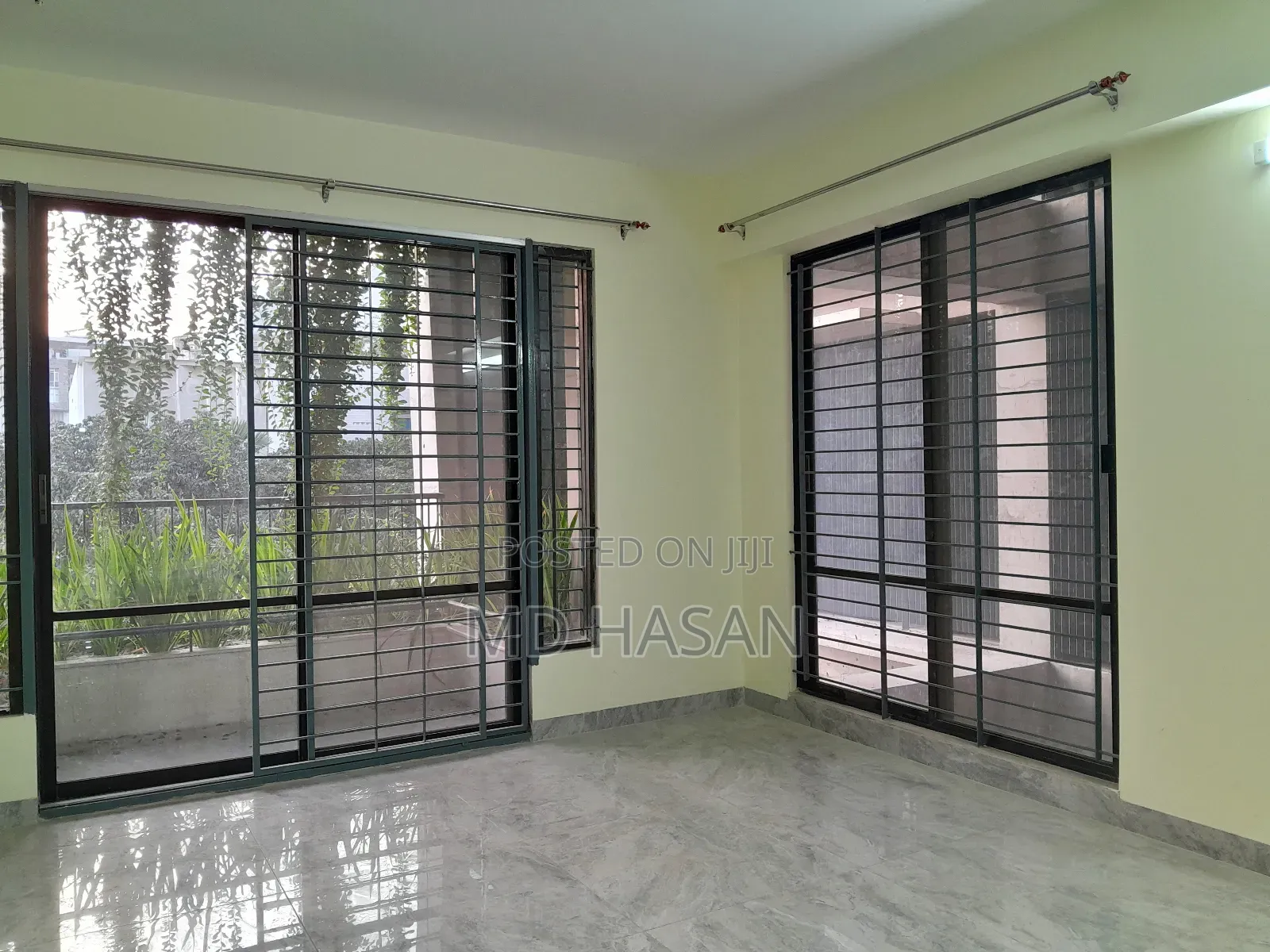 4bdrm Apartment in Semi Furnished for rent