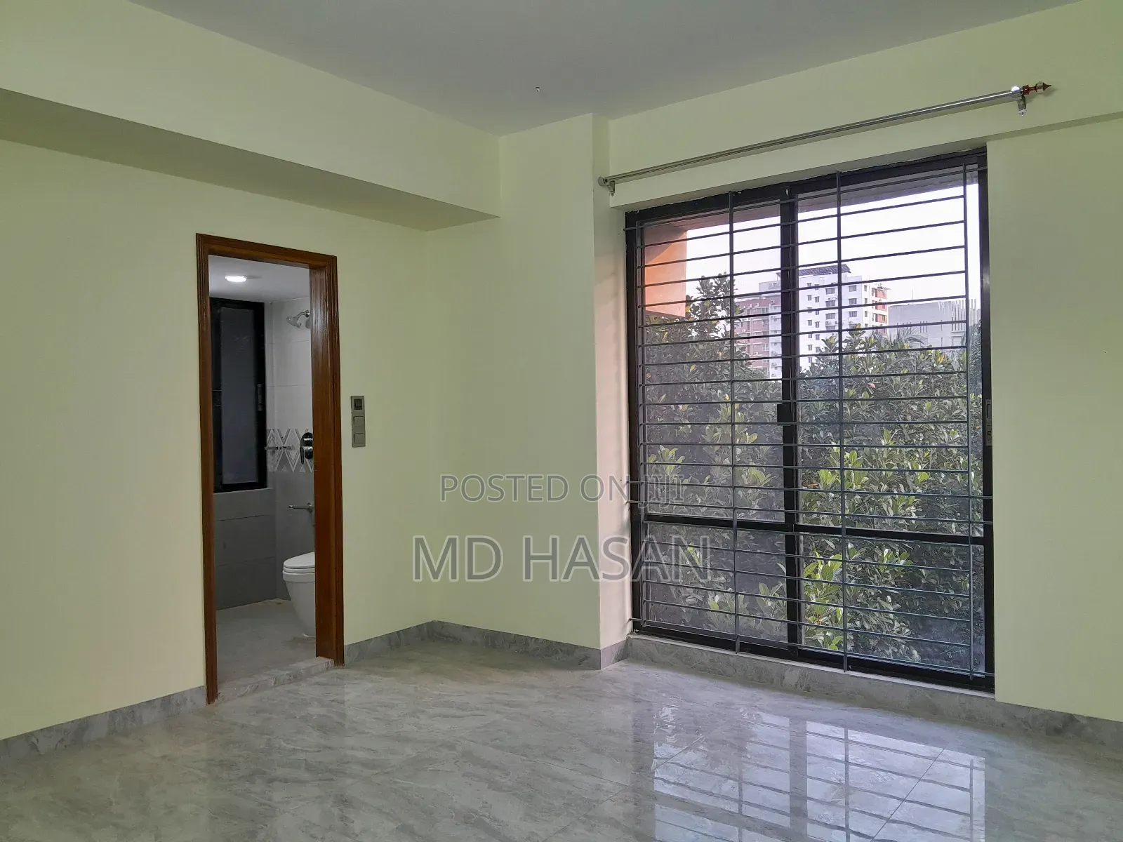 4bdrm Apartment in Semi Furnished for rent