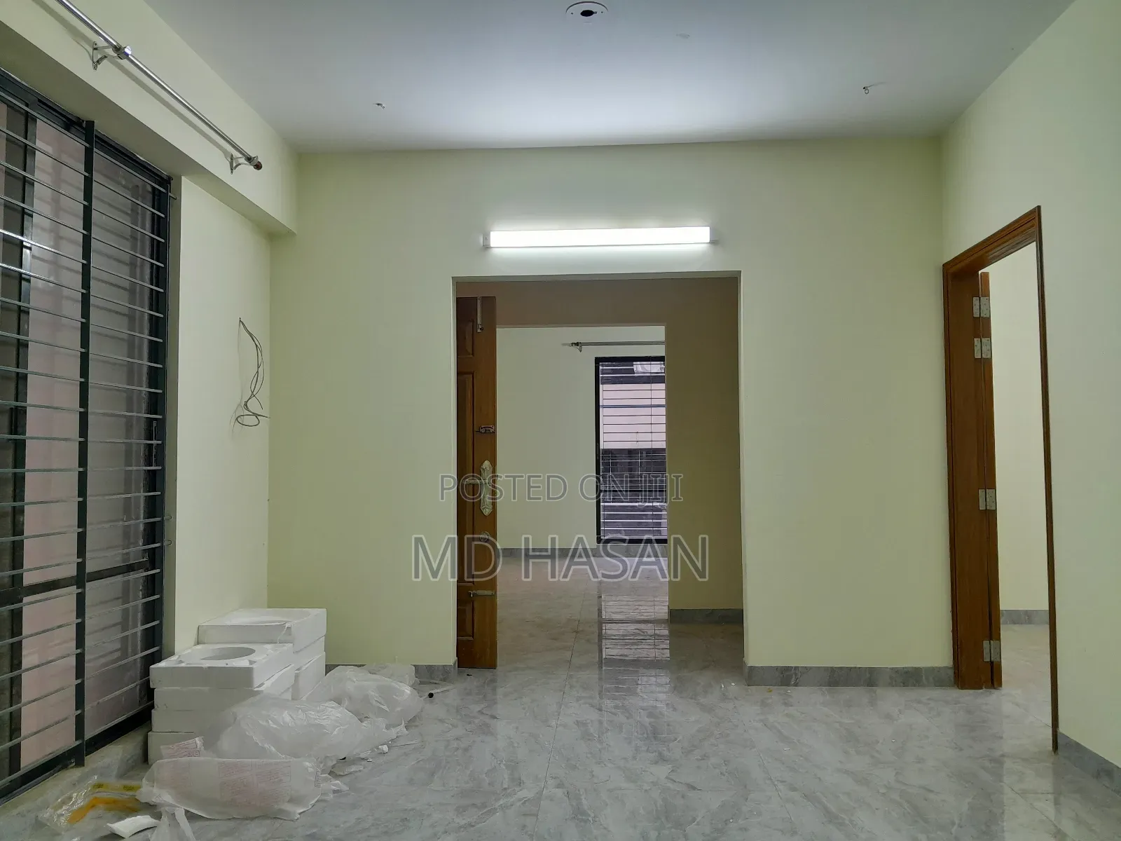 4bdrm Apartment in Semi Furnished for rent