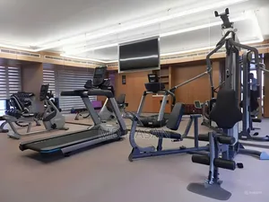 4bdrm Apartment in Semi Furnished for rent