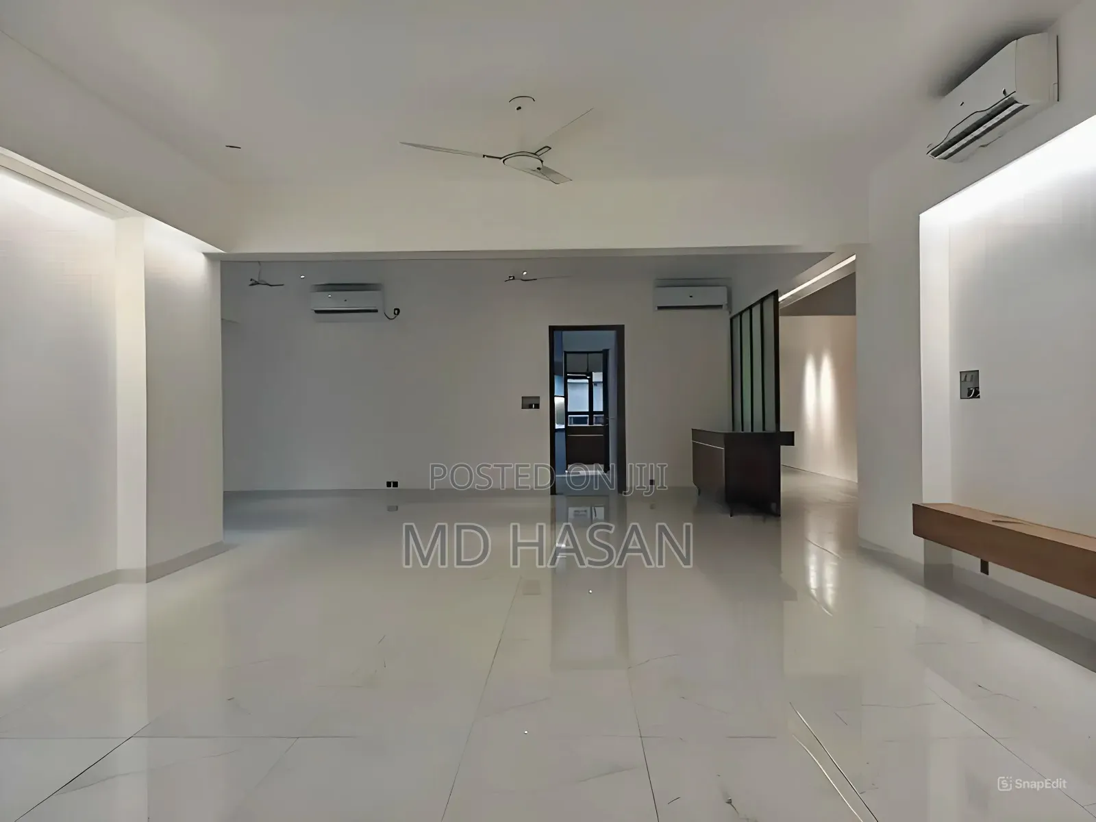 4bdrm Apartment in Semi Furnished for rent