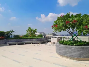 3bdrm Apartment in Also Gym And Pool for rent