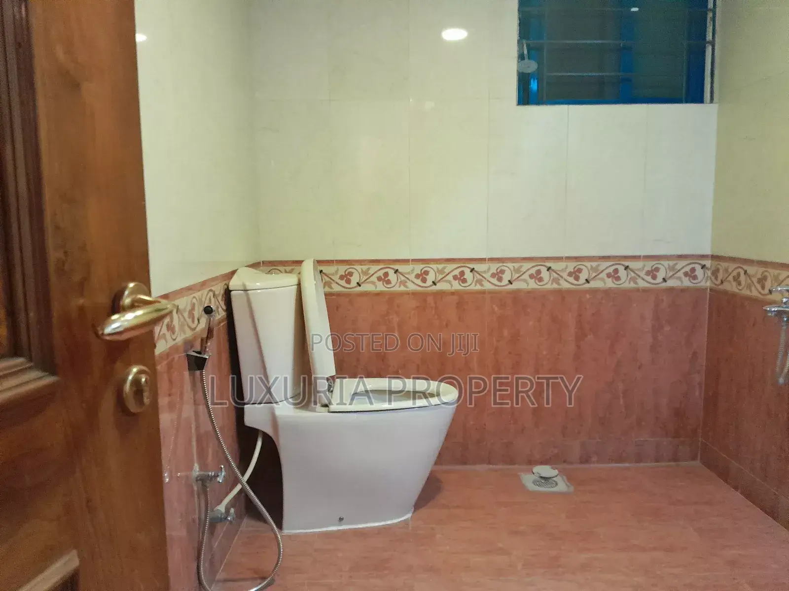 Furnished 4bdrm Apartment in Fully Furnished for rent