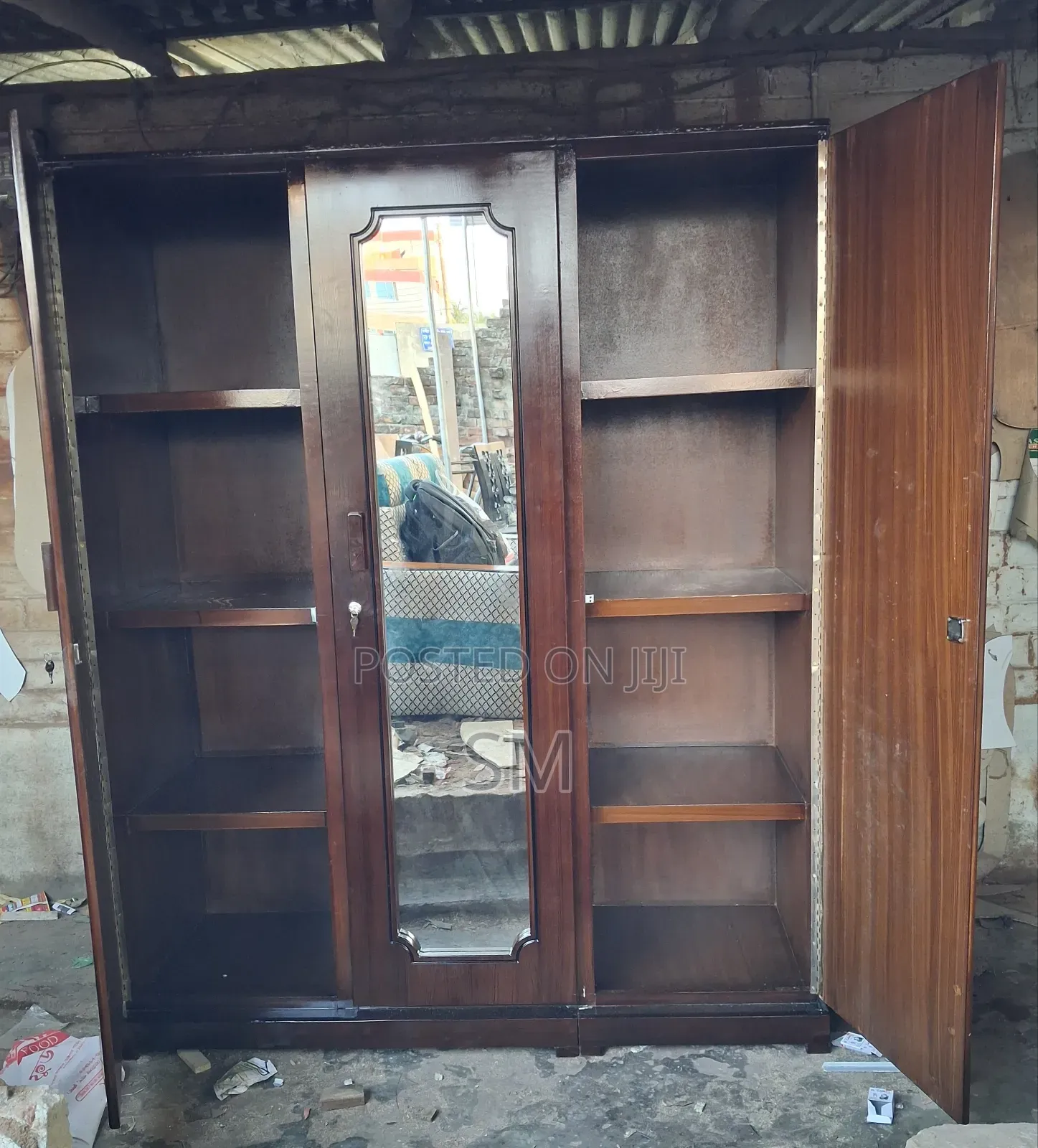 Almira 5/6 Feet. Khulna Sadar