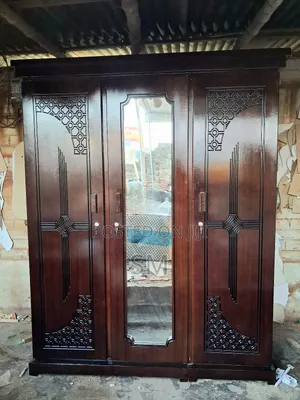 Almira 5/6 Feet. Khulna Sadar