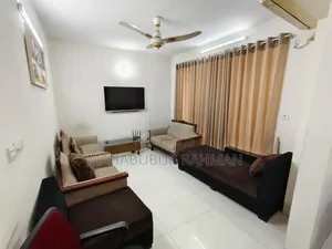 Furnished 3bdrm Apartment in Road -11, Uttara for rent