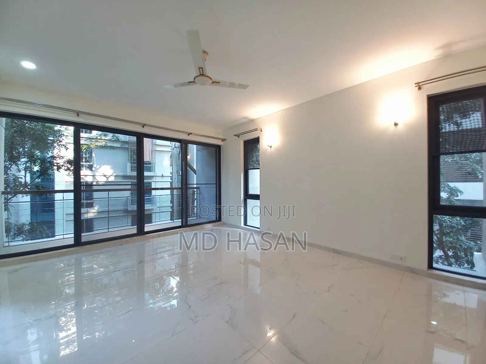 3bdrm Apartment in Semi Furnished for rent