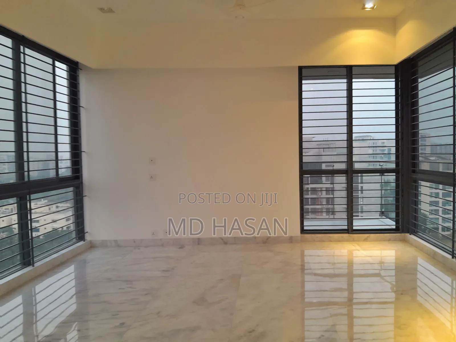 5bdrm Duplex in Semi-Furnished for rent