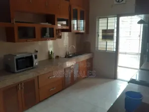 Furnished 3bdrm Apartment in Gulshan for rent