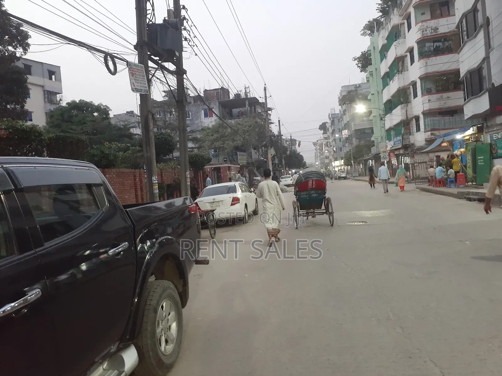 100% Commercial Floor Available for Rent