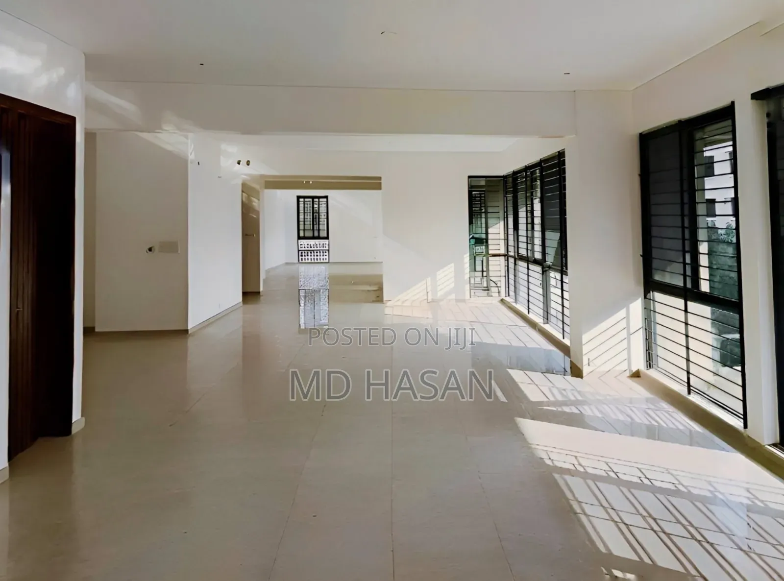 4bdrm Apartment in Semi Furnished for rent