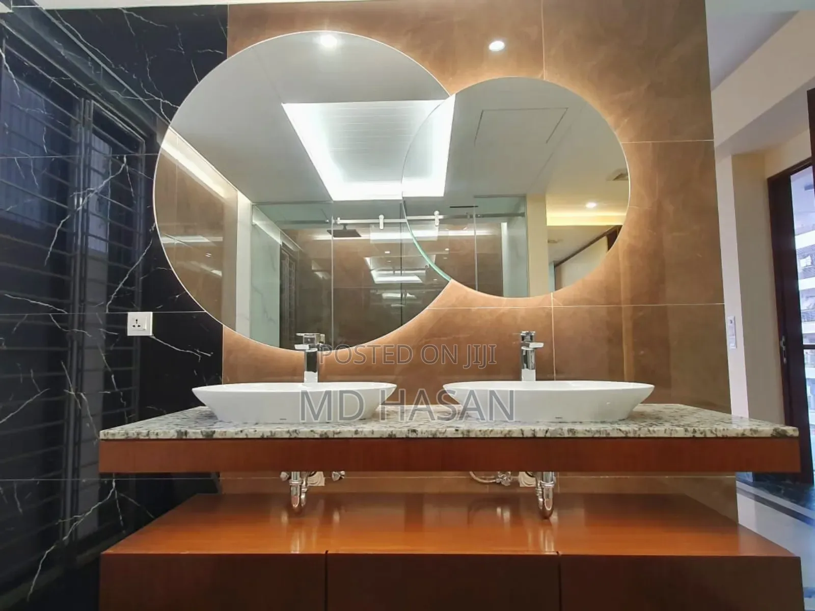 4bdrm Apartment in Semi Furnished for rent