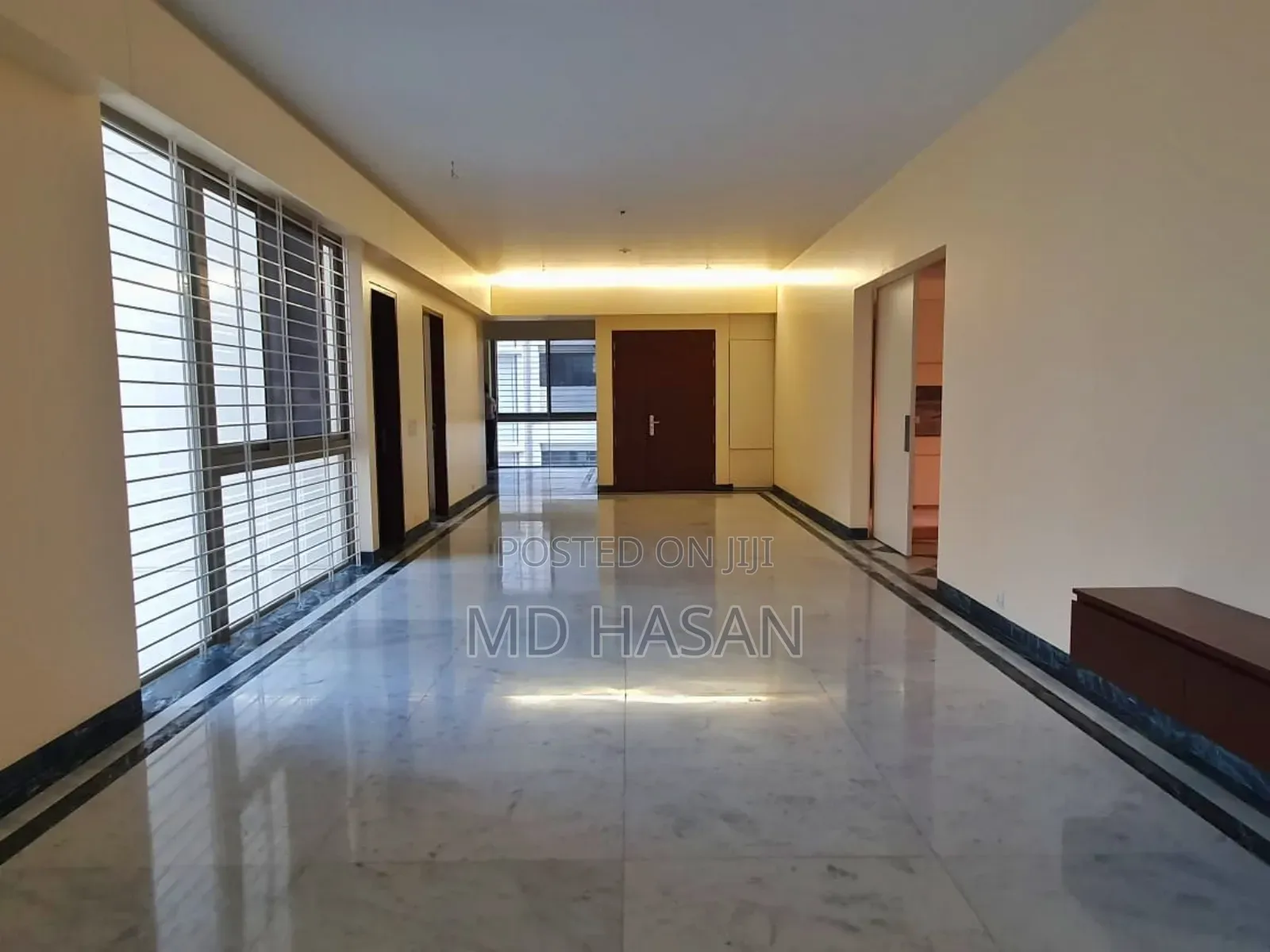 4bdrm Apartment in Semi Furnished for rent