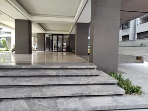 4bdrm Apartment in Semi Furnished, Gulshan for rent