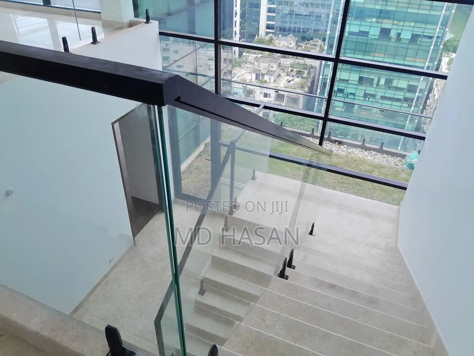 5bdrm Duplex in Semi Furnished, Gulshan for rent