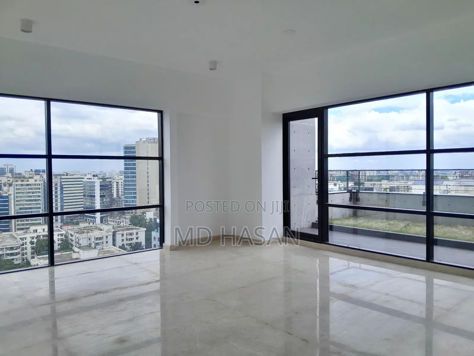 5bdrm Duplex in Semi Furnished, Gulshan for rent