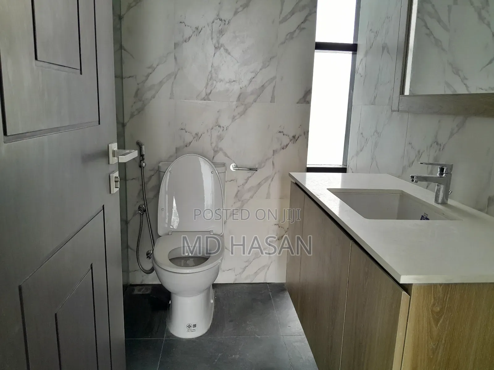 5bdrm Duplex in Semi Furnished, Gulshan for rent