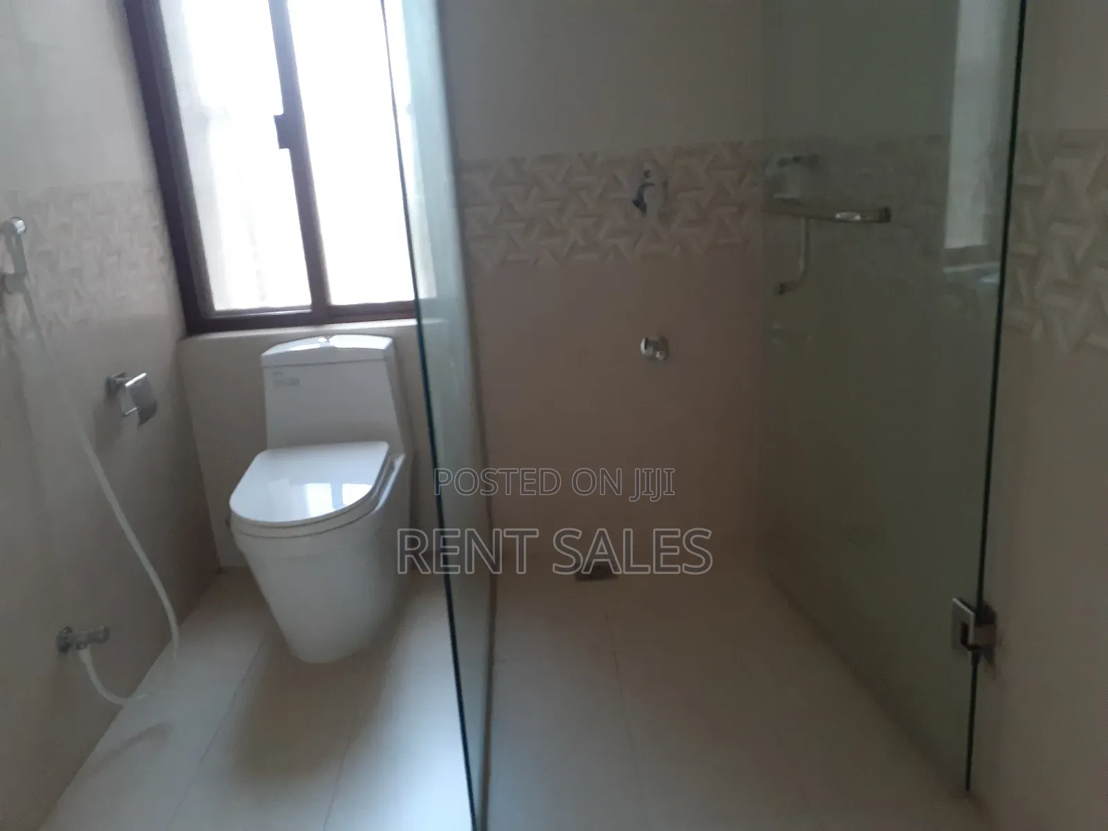 4bdrm Apartment in Gulshan for rent