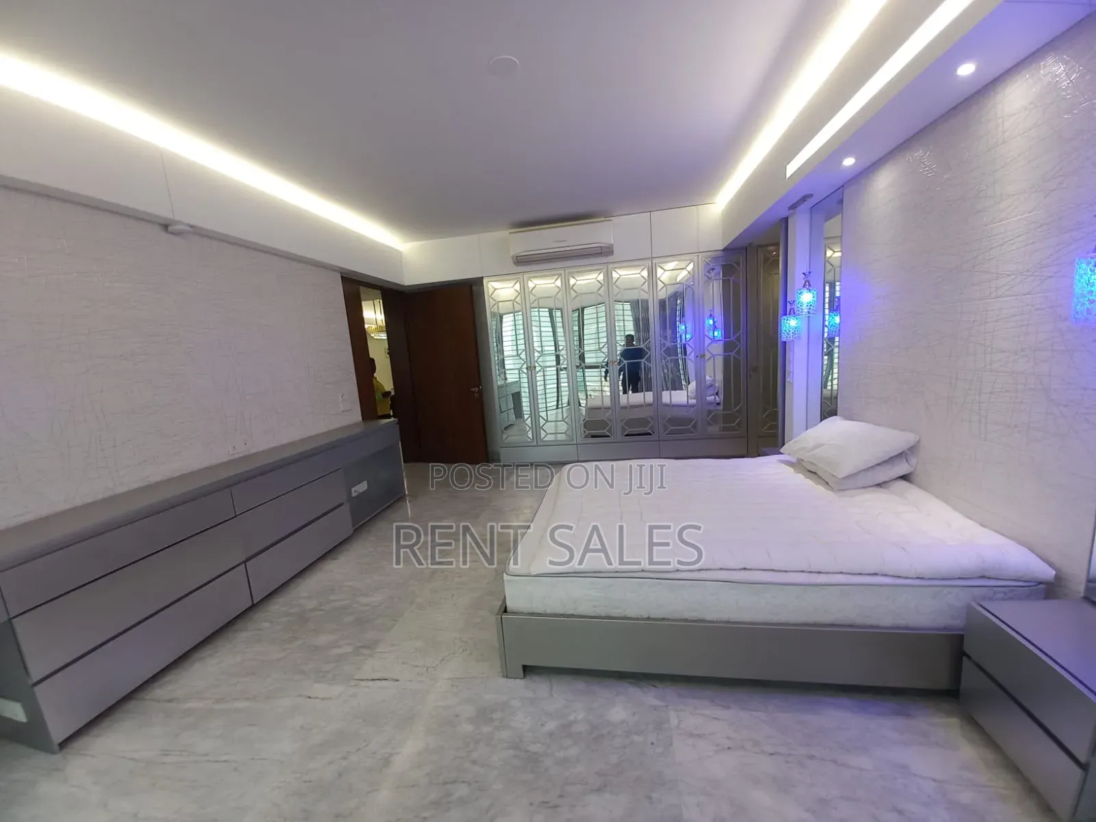 Furnished 4bdrm Apartment in Gulshan for rent