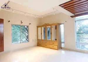 5bdrm Duplex in Gulshan for rent