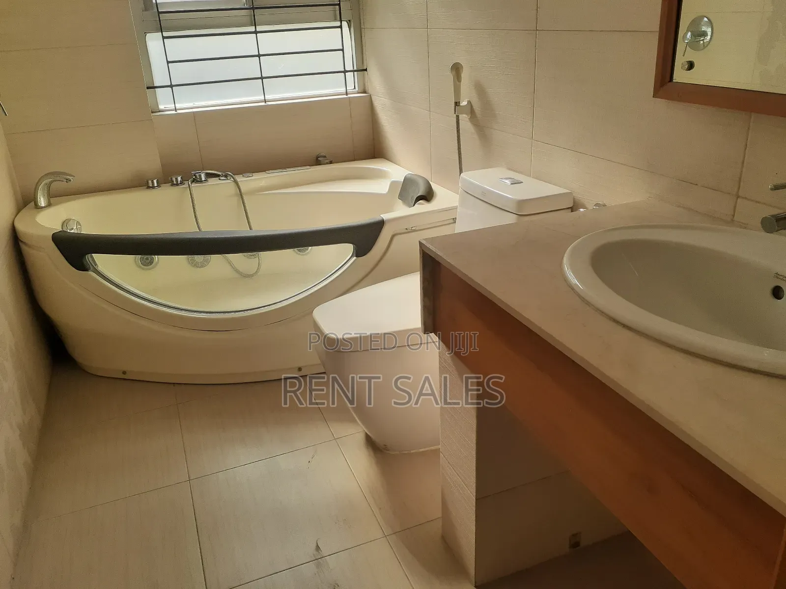 3bdrm Apartment in Gulshan for rent