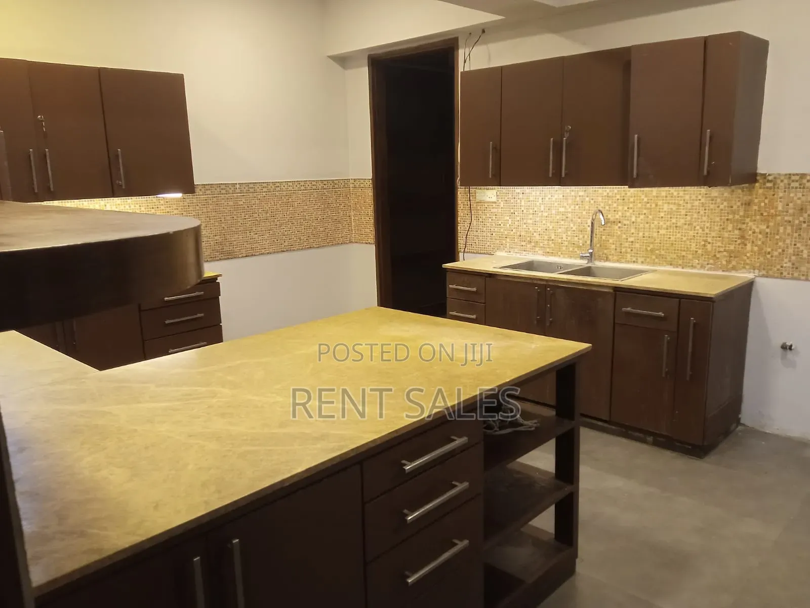 4bdrm Apartment in Gulshan for rent