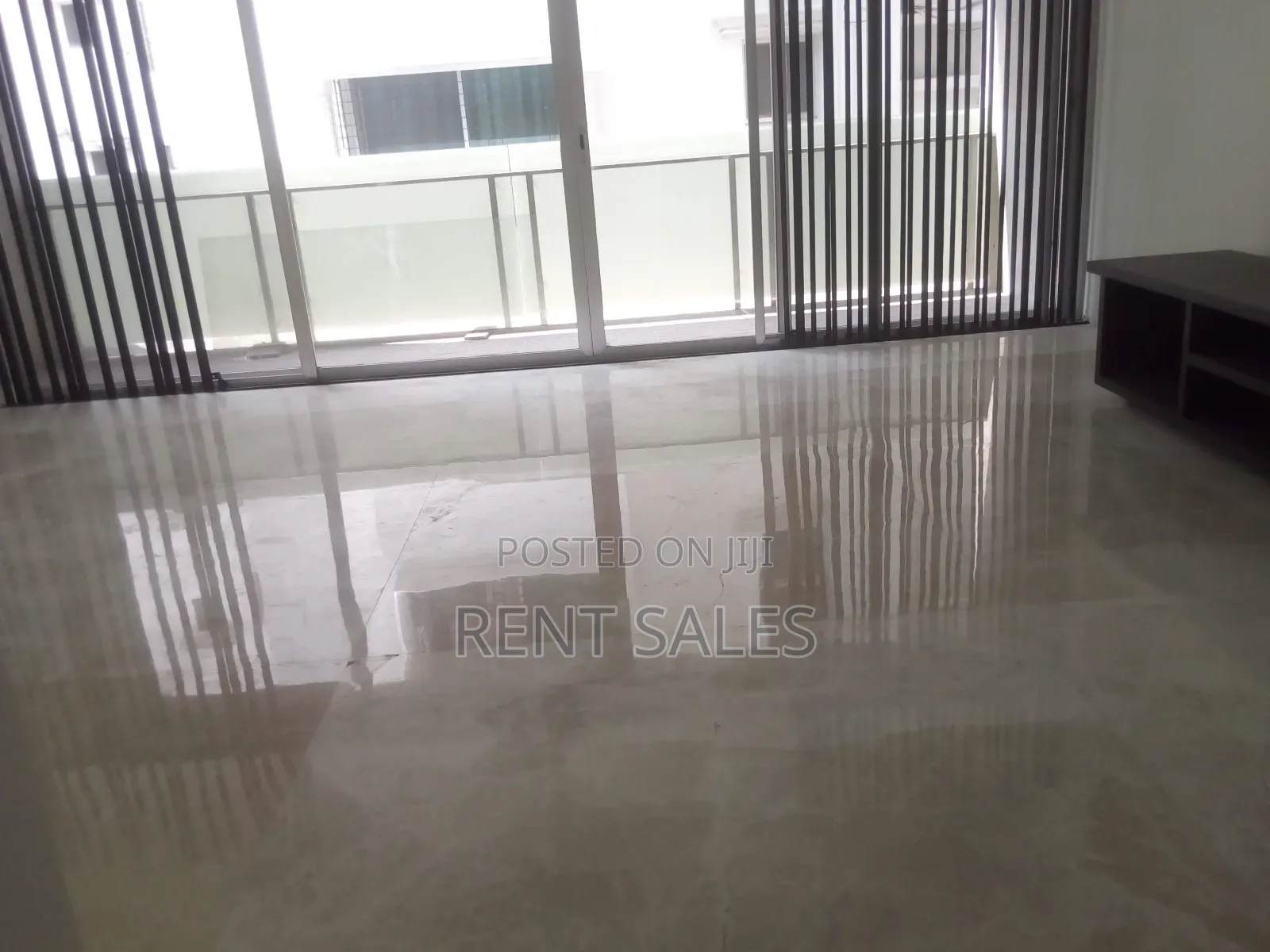 5bdrm Duplex in Gulshan for rent