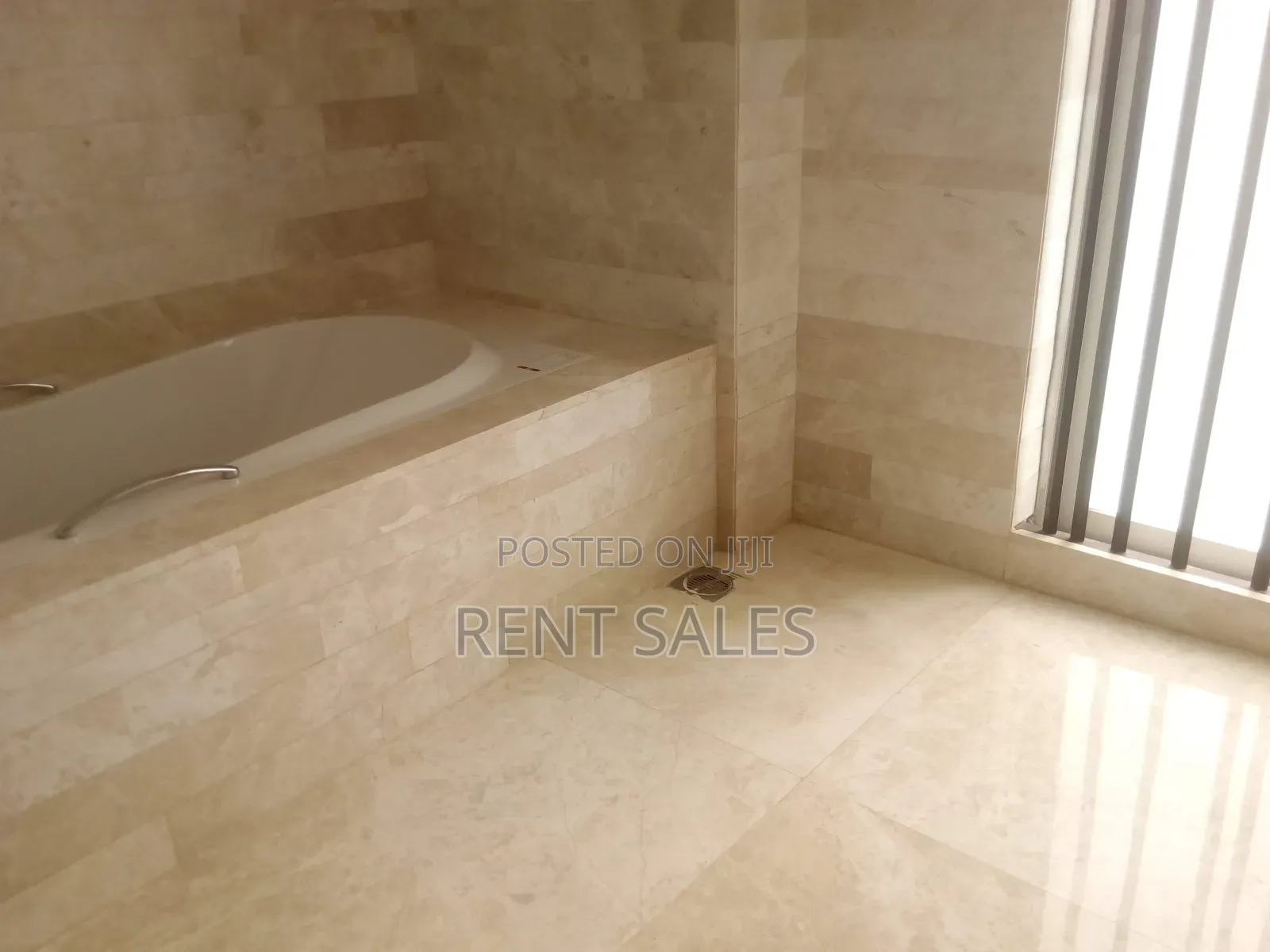 5bdrm Duplex in Gulshan for rent