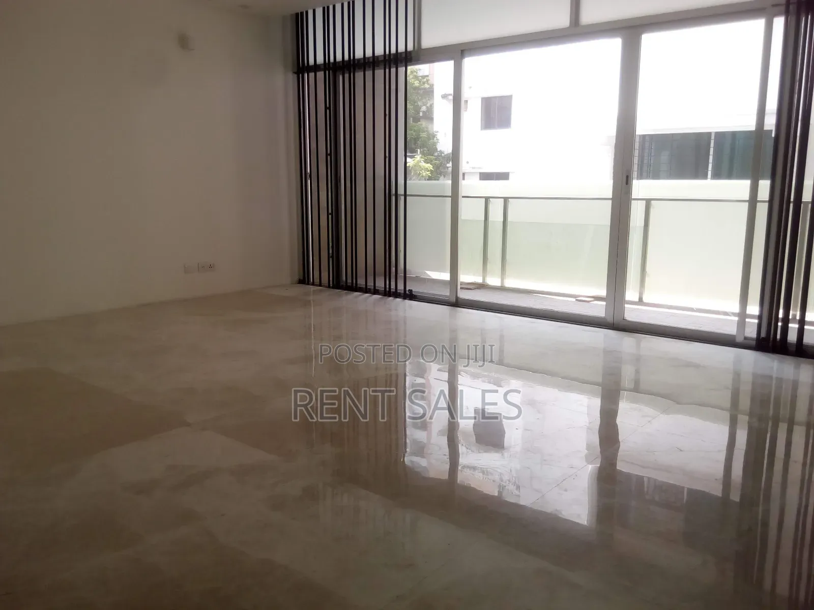 5bdrm Duplex in Gulshan for rent