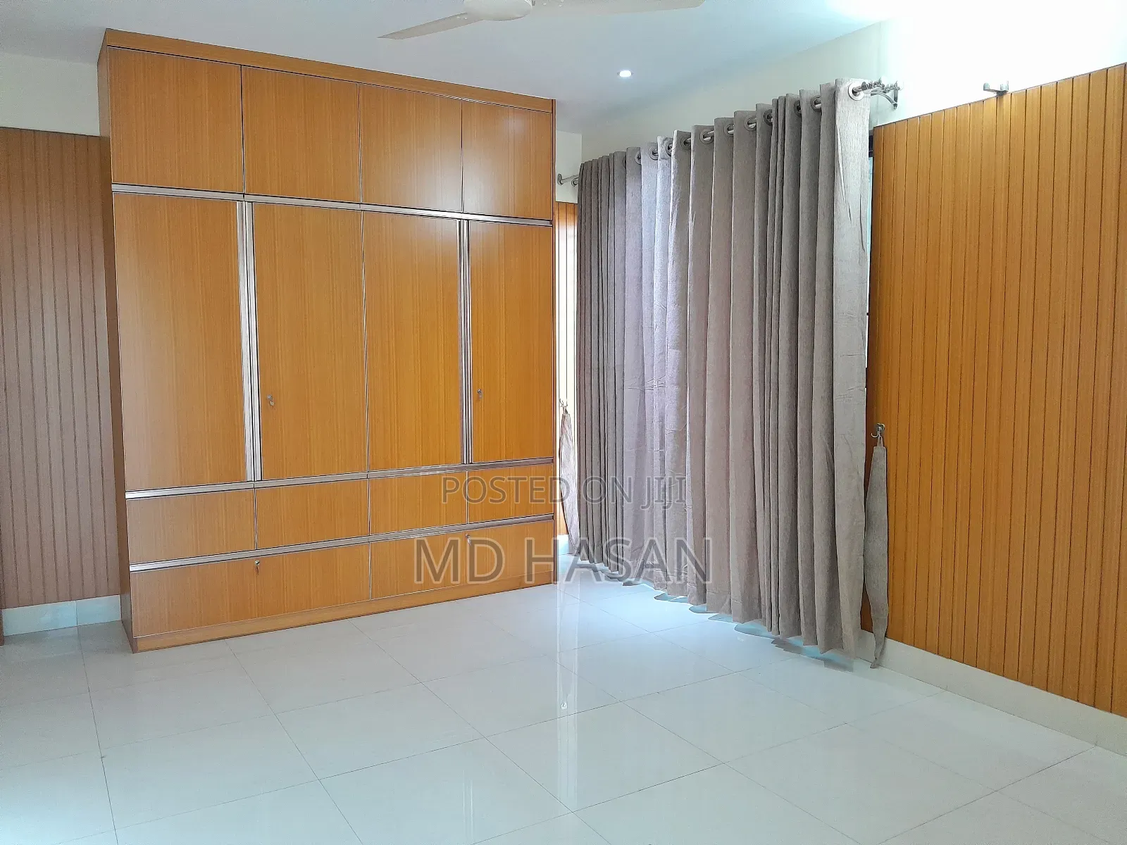 5bdrm Apartment in Semi Furnished for rent