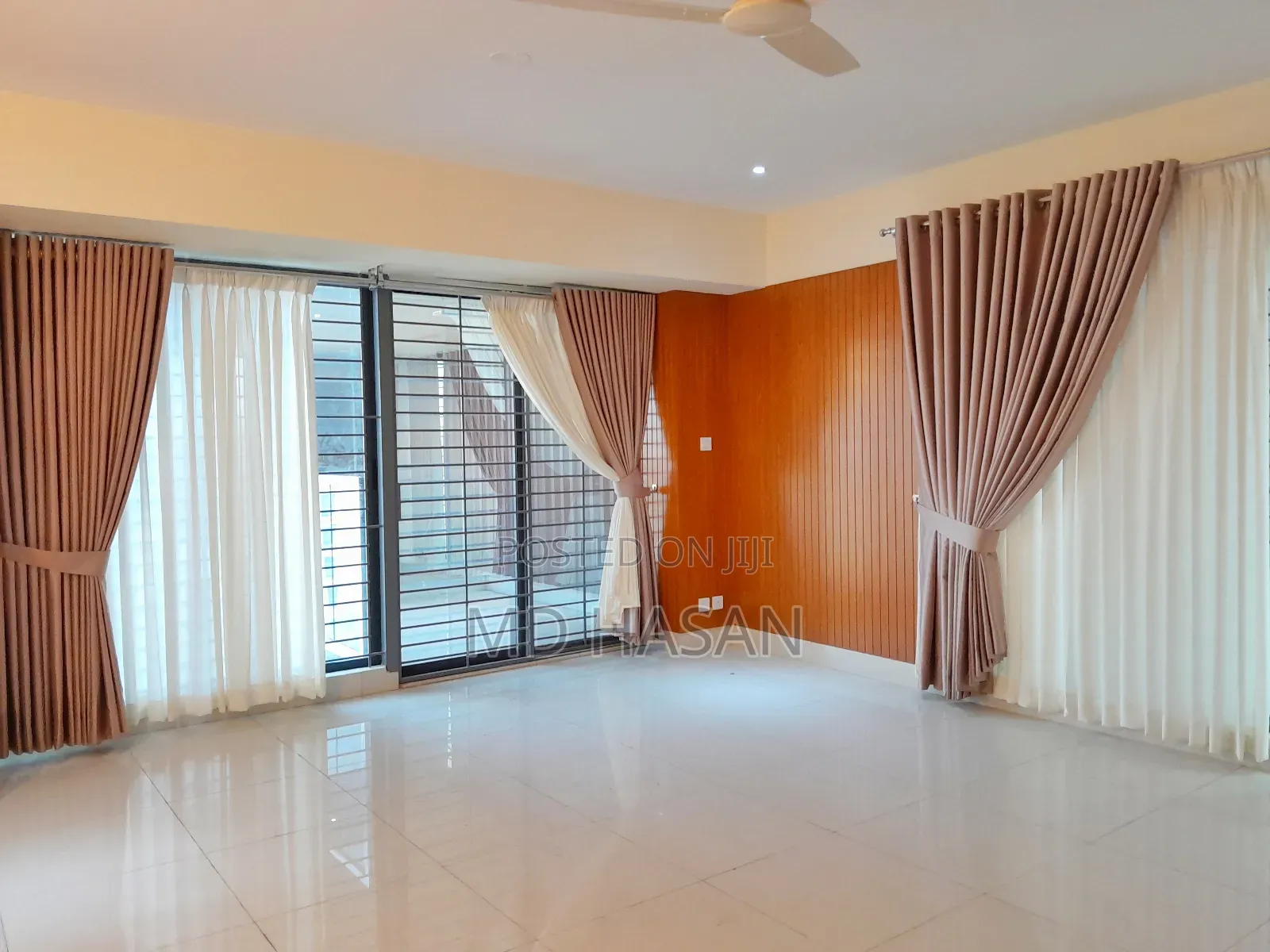 5bdrm Apartment in Semi Furnished for rent