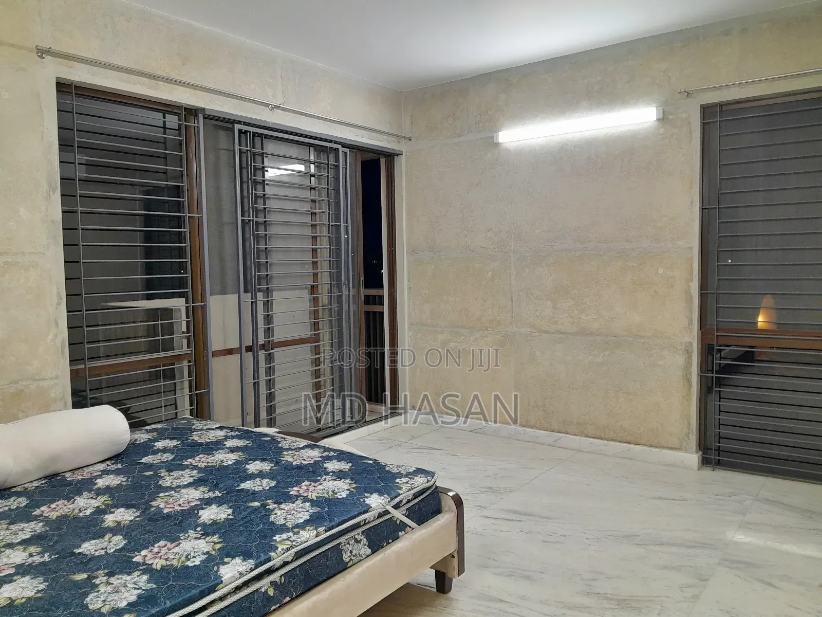 4bdrm Apartment in Semi Furnished for rent