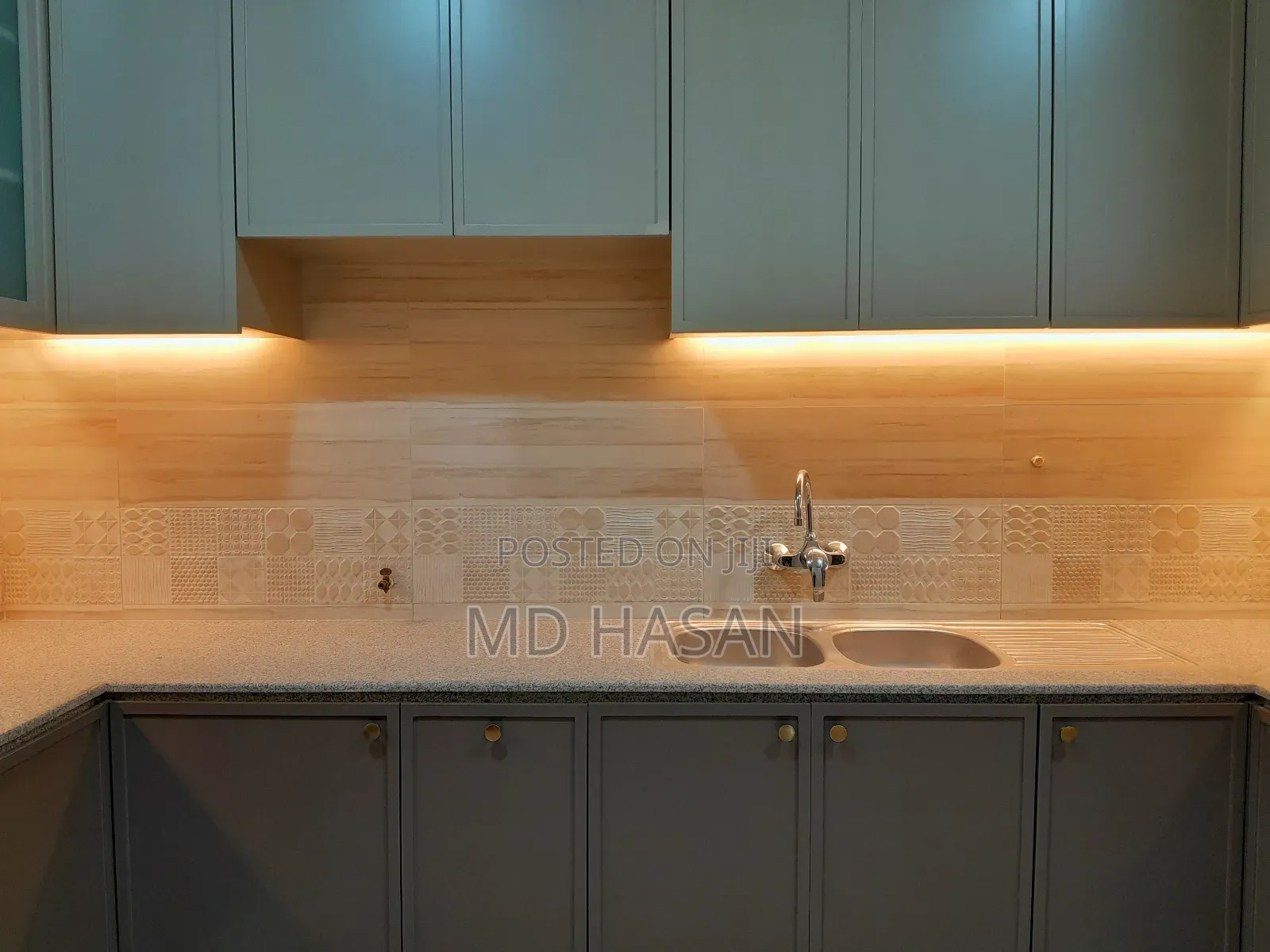 4bdrm Apartment in Semi Furnished for rent