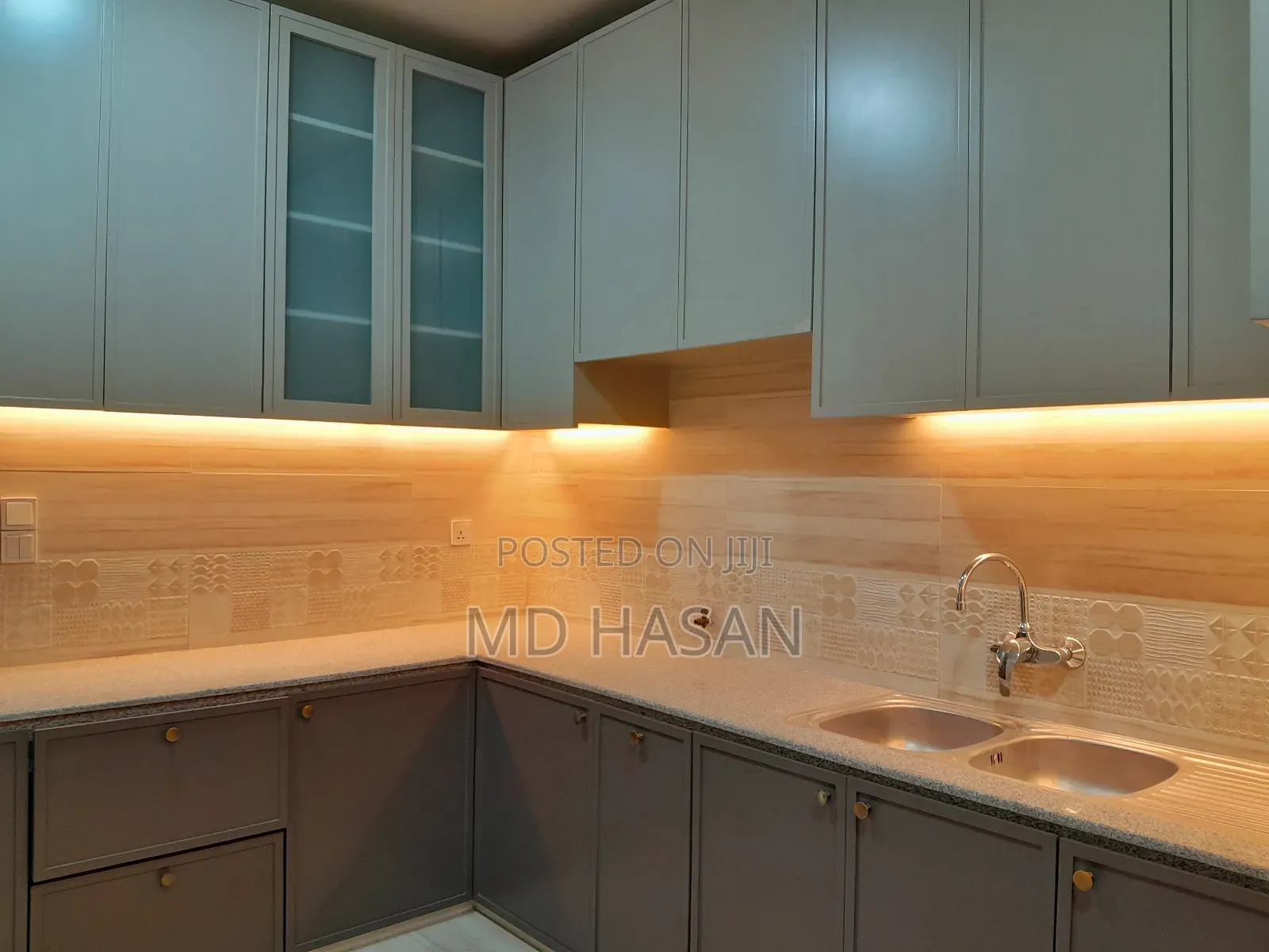 4bdrm Apartment in Semi Furnished for rent