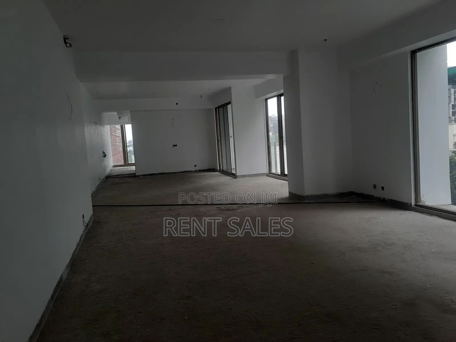 Two Floors 4400 SQFT Commercial Space Sale in Gulshan-2