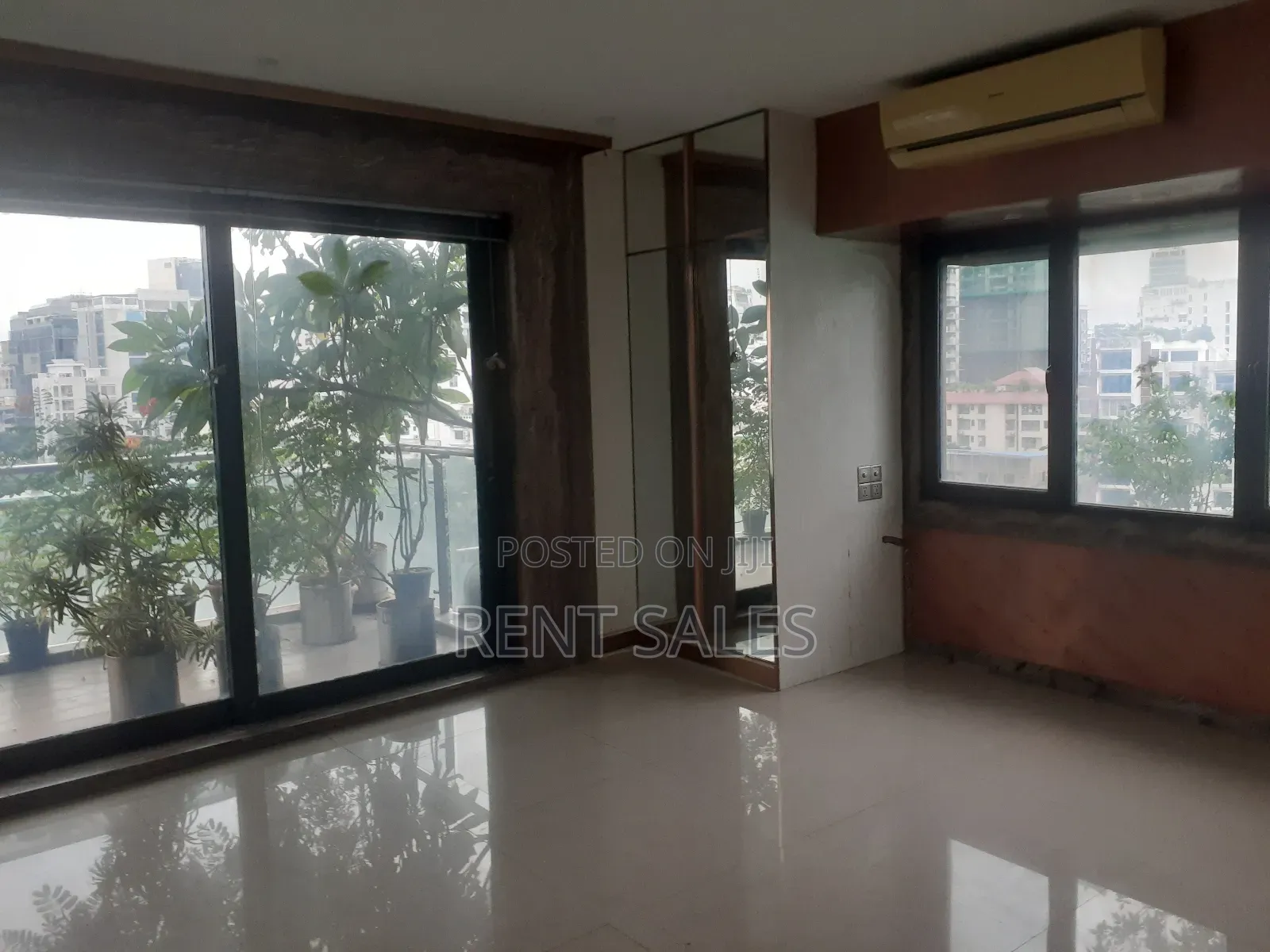 Commercial 6400 SQFT 8th Floor Sale in Banani