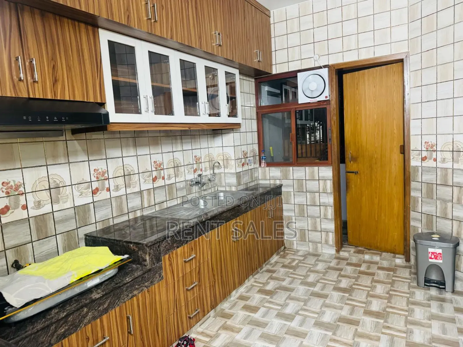 Furnished 3bdrm Apartment in Gulshan for rent