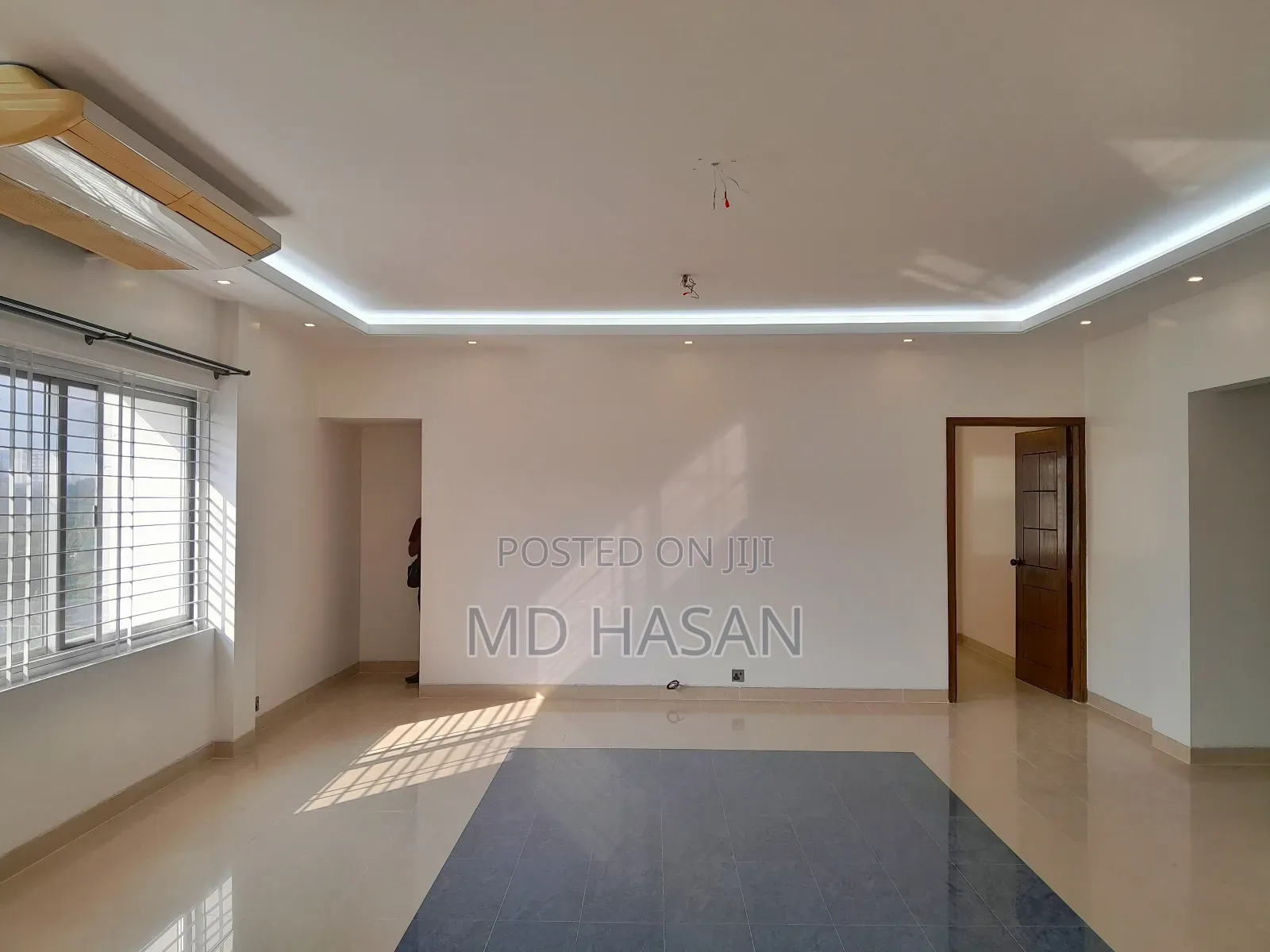 3bdrm Apartment in Semi Furnished for rent