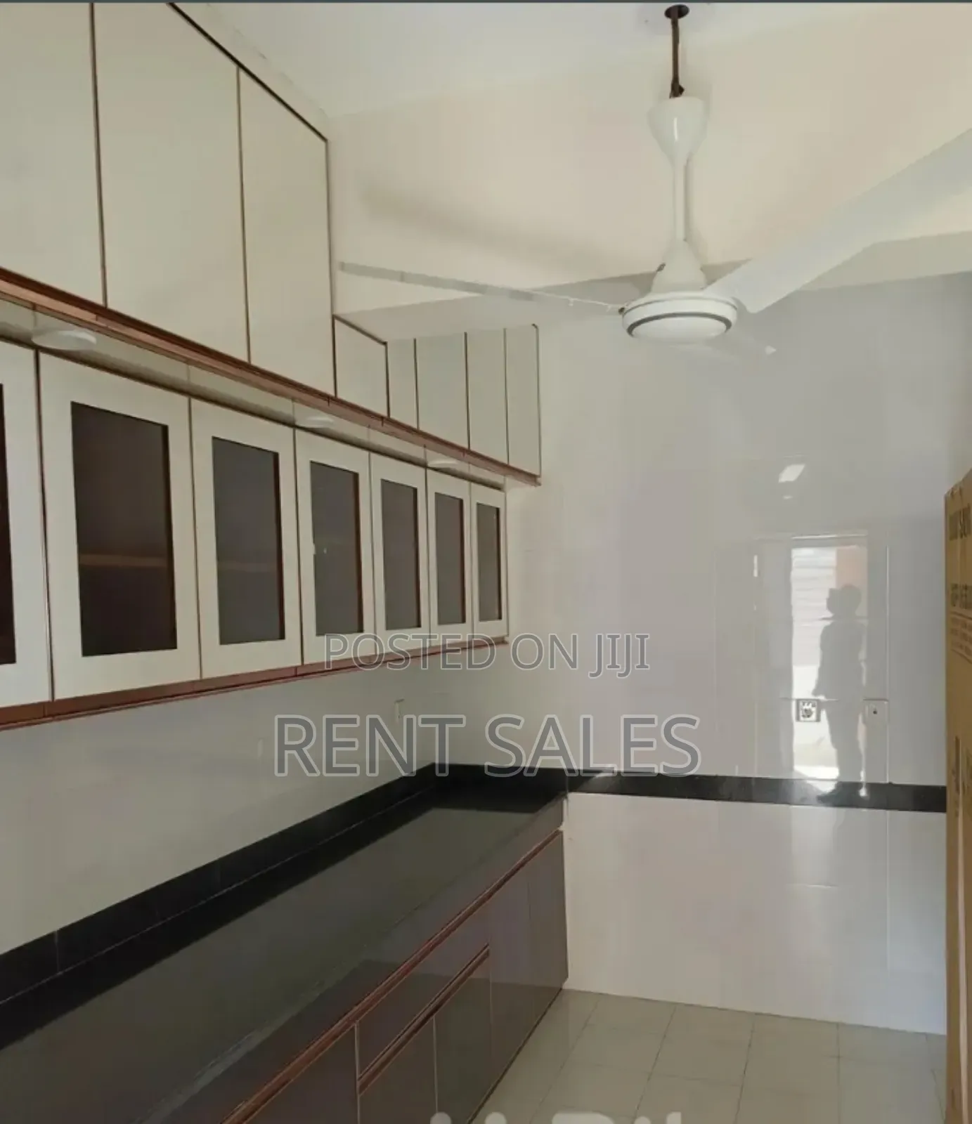 4bdrm Apartment in Gulshan for rent