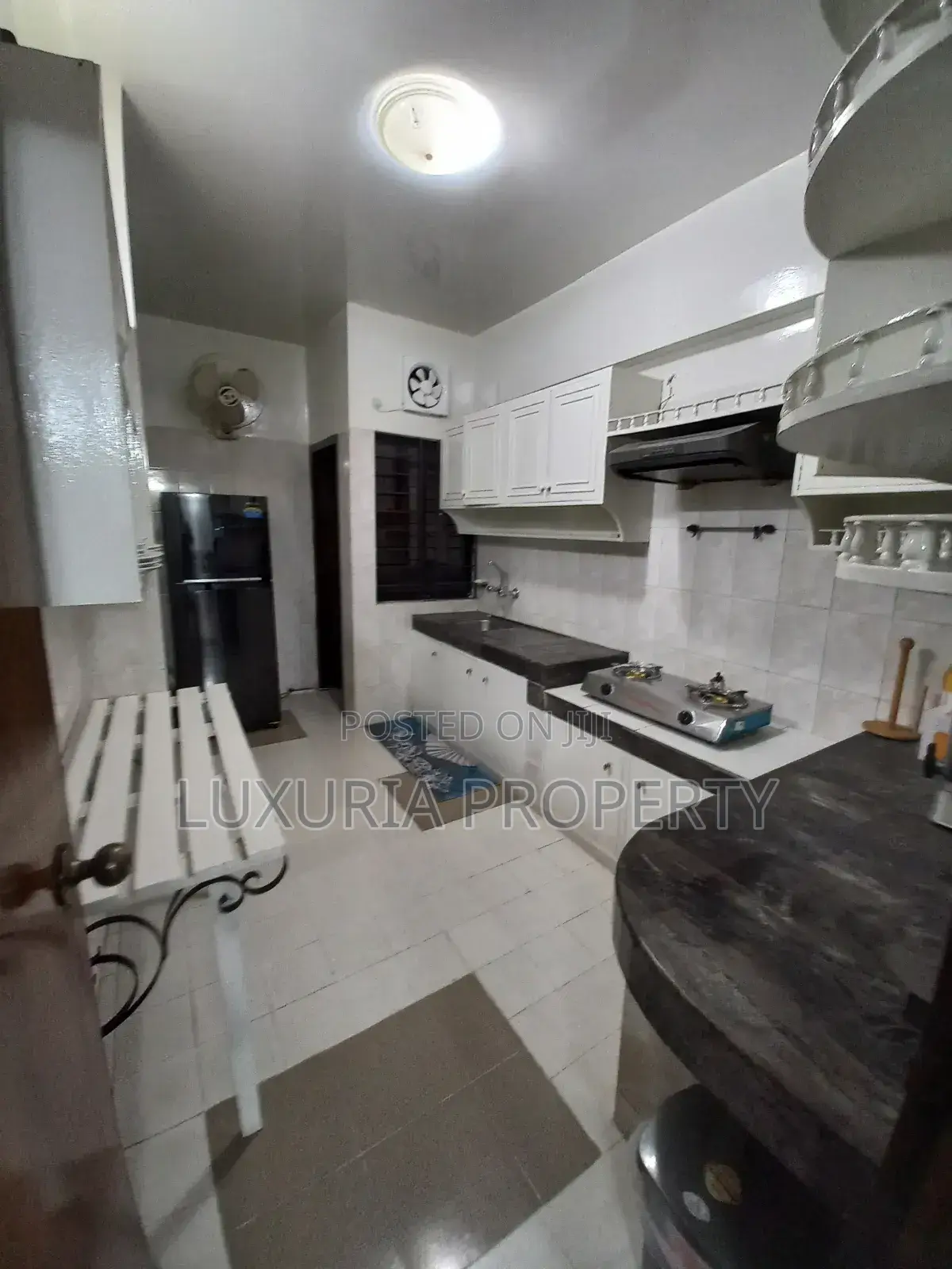 Furnished 3bdrm Apartment in Full Furnished for rent