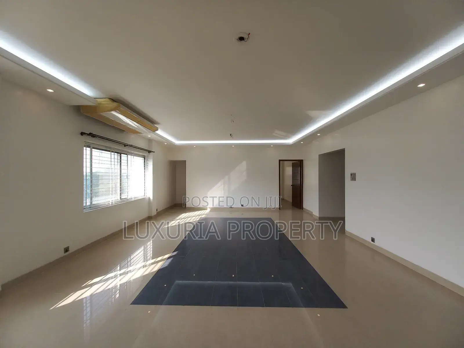 3bdrm Apartment in Semi-Furnished for rent