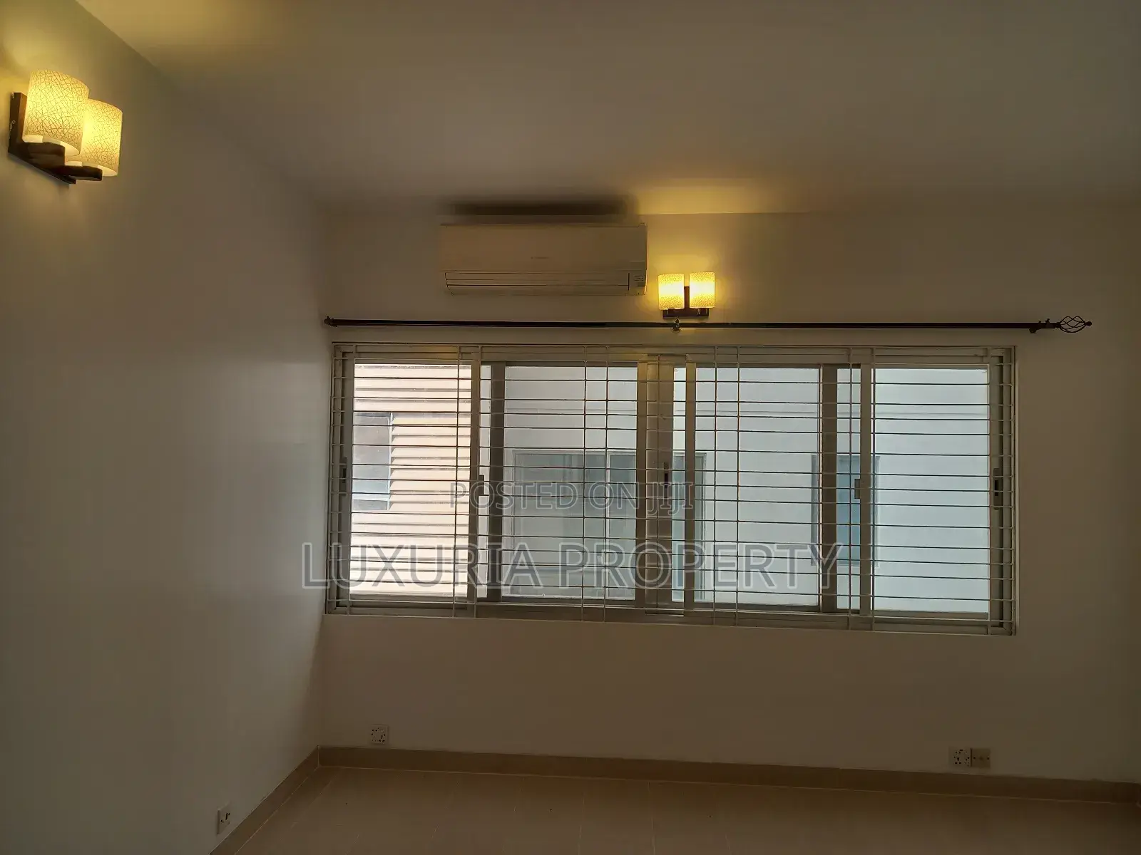 3bdrm Apartment in Semi-Furnished for rent