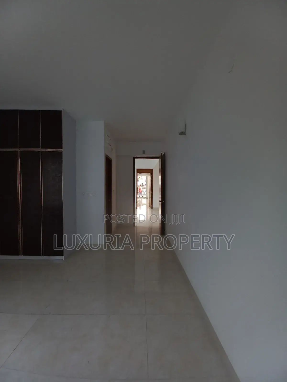 3bdrm Apartment in Unfurnished for rent